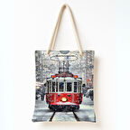 Kar Altında Taksim Omuz Çantası