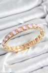 Pirinç Pembe Zirkon Taşlı Kare Model Gold Renk Lastikli Kadın Bileklik - TJ-BB7499