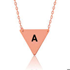 Ebuz Gümüş Rose Harfli Üçgen Plaka Kolye