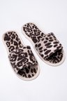 Wild Spirit Leopar Desen Banyo Ve Ev Terliği – %100 Pamuk Havlu Kaymaz Kalın Taban