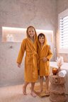 CottonVerse Genç & Çocuk Kapşonlu Bornoz – %100 Pamuk, Unisex