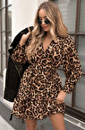 EQURİ Kadın Uzun Kollu Kruvaze Yakalı Fırfırlı Belden Kuşaklı Leopar Desen Modal Elbise