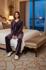 Kadın Yumuşak Peluş Kapüşonlu Pijama Takımı Fonksiyonel Dayanıklı Kaliteli Konforlu Modern