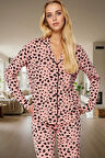 Evde Rahatlık İçin %100 Pamuklu Leopar Desenli Pijama Takımı Modern Stil Profesyonel Görünüm