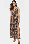 Leopar Desenli Kolsuz Viskoz Maxi Elbise A Line Kesim Yırtmaç Detay Zarifane Tasarım Modern Stil