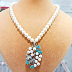 İnci Broşlu Gümüş Kolye