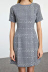Kadın Moda Şık Mini Boy Bisiklet Yaka Regular Ekose Kareli Düz Kesim Tüvit Dokuma Elbise