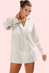 Kadın Yazlık Pamuklu Dokuma Gömlek Bağlama Detaylı Plaj Şıklığı Yaz Aylarının Vazgeçilmezi