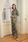 Çiçek Yaprak Ve Etnik Desenli Pijama Takımı