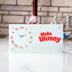 Çilek Desenli Kişiye Özel Cam Masa Saati – İsim Yazılı Masaüstü Dekor Saat