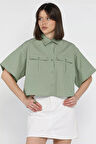 Kadın Çift Cepli Kısa Kol Gömlek