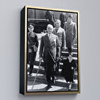 Altın Çerçeveli Atatürk Portre Tablosu Mustafa Kemal Atatürk Dikdörtgen Dekoratif Kanvas Tablo