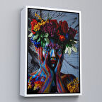 Beyaz Çerçeveli Çiçek Taçlı Kız Duvar Tablosu