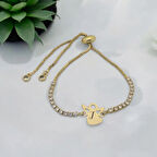 Göz Alıcı Tasarımıyla, Özel Mevlana Motifli Beyaz Taşlı ve 14 Ayar Altın Plakalı J Harfli Bileklik