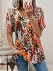 Kadın V Yaka Renkli Leopar Desen Büzgü Detay Süprem Bluz