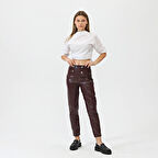 Düğmeli̇ Yan Fermuarli Deri̇ Pantolon