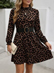 Kadın Uzun Kollu Yarı Balıkçı Yaka Leopar Desenli Kadife Elbise