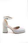 Beyaz  Kadın Klasik Topuklu Ayakkabı K01484188109