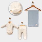 3-6 AY ERKEK BEBEKLER İÇİN ÇAPA DESENLİ ORGANİK PAMUKTAN 3 LÜ BODY TAKIM