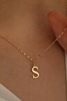 14 Ayar Altın İnce Aynalı Zincir S Harfi Plaka Kolye