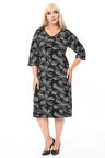 Kadın Siyah Çiçek Desenli Truvakar Kol Büyük Beden Esnek Kışlık Elbise