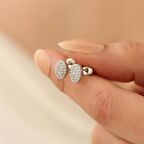 925 Ayar Gümüş Işıltılı Beyaz Taşlı Oval Küpe