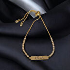 Etkileyici Dikdörtgen Figürlü Beyaz Taşlı 14 Ayar Altın Plakalı Nazlı Bilekliği