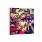 Olla 16844K Model / Manken Görseli Kare Kanvas Tablo (Ölçü: 60X60)