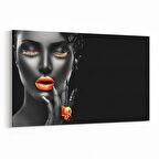 Olla 16765Y Model / Manken Görseli Yatay Kanvas Tablo (Ölçü: 120X80)