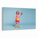 Olla 16756Y Model / Manken Görseli Yatay Kanvas Tablo (Ölçü: 90X60)