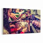 Olla 16844Y Model / Manken Görseli Yatay Kanvas Tablo (Ölçü: 70X50)