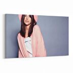 Olla 16979Y Model / Manken Görseli Yatay Kanvas Tablo (Ölçü: 90X60)