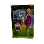 oyuncak bebek ve sevimli patiler