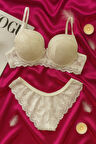 Beyaz Dantelli Push Up Sütyen Takımı