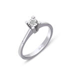 0.06 Ct. Kare Tektaş Pırlanta Yüzük