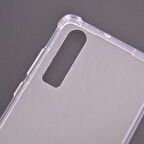 Huawei P30 Uyumlu Kılıf Şeffaf Köşelerde Darbelere Karşı Ultra Kalınlaştırılmış Darbe Korumalı Strong Cover