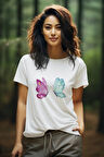 Renkli Kelebek Baskılı Beyaz Kadın T-shirt