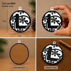 L Harf Yılbaşı Süsü – MDF Çam Ağacı Desenli Asılabilir Dekor (7x7 cm)