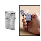 Kişiye Özel İsim Yazılı Zippo Tasarım Kare Desenli Gümüş Renk Taşlı Çakmak