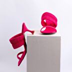 LEXİ AÇIK KARE BURUN 7CM İNCE TOPUK BÜZGÜ DETAY TOPUKLU TERLİK