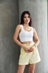 Kadın Sarı Kemerli Şort