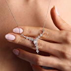 Beyaz Altın Baget Kolye Salkım Formlu