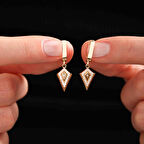 Üçgen Altın Küpe