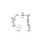 Supertrend Gümüş Sedef Çiçek Çivili Kadın Küpe