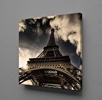 GRİ GÖKYÜZÜ VE EYFEL KULESİ