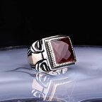 STİLLOVE Gümüş Kare Fasetli Bordo Taşlı Erkek Yüzük