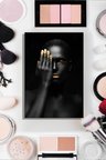 Kanvas Tablo Dikey Tekli Kuaför Güzellik Salonu Renkli Makyaj Nail Art Afrikalı Kadın Portre 737