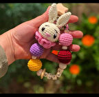 Tavşan emzik Zinciri isimli amigurumi emzik askısı 