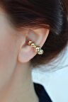 Bombeli Topçuklu Earcuff Gold Renk Balon Topçuklu Delik Gerektirmeyen Kıkırdak Küpesi