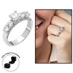 Starlight Diamond Pırlanta Montür Zarif Tasarım 925 Ayar Gümüş Kadın Beştaş Yüzük